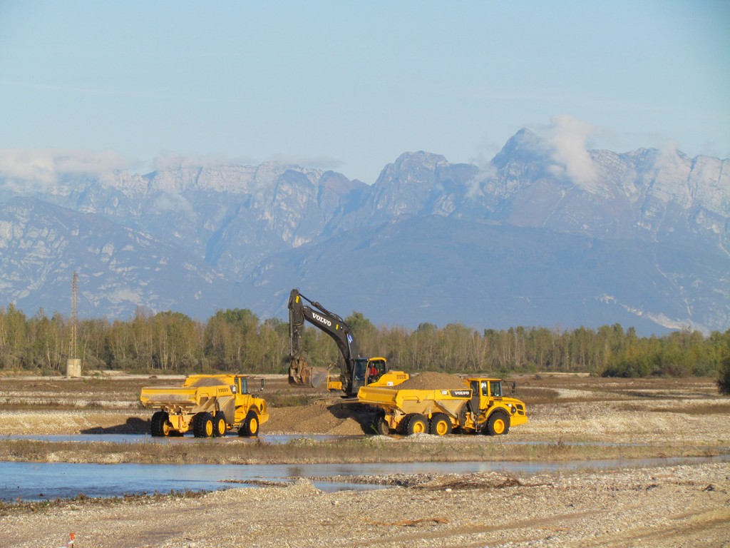 INTERVENTO DI MANUTENZIONE ORDINARIA LUNGO LE SPONDE EROSE ED AREE GOLENALI DEL FIUME TAGLIAMENTO