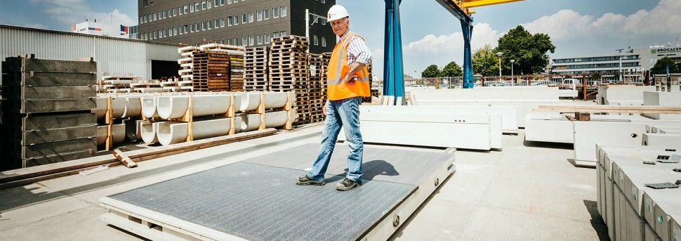 Innovazione in Olanda: la pista ciclabile che produce energia elettrica